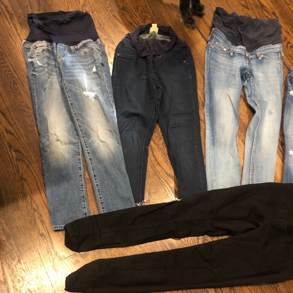 Maternity jeans, shorts and leggings - Picture 1 of 5
